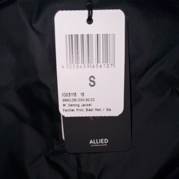 Carhartt WIP Deming Red Panther Puffer Jacket (NWT) - Picture 9 of 9